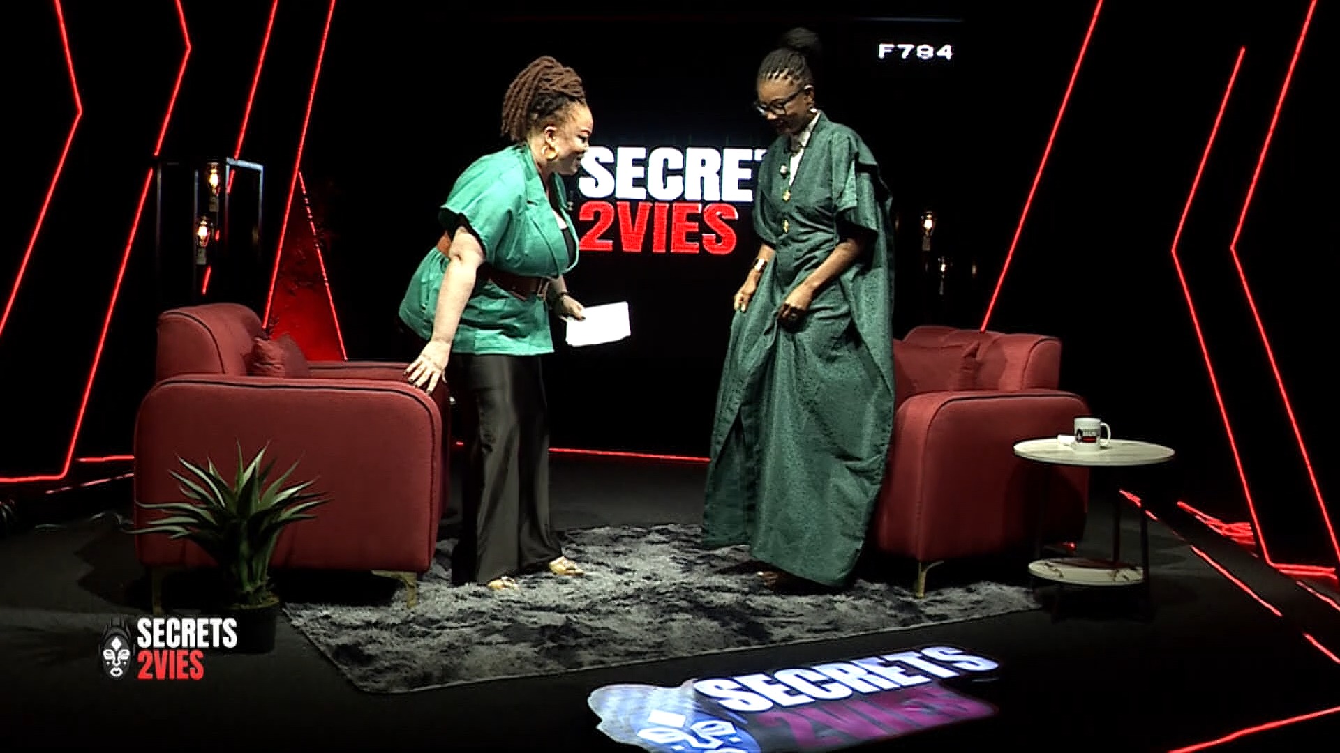 #Sécrets2Vies Zahra voulait retrouver sa sœur jumelle pour renouer avec ...