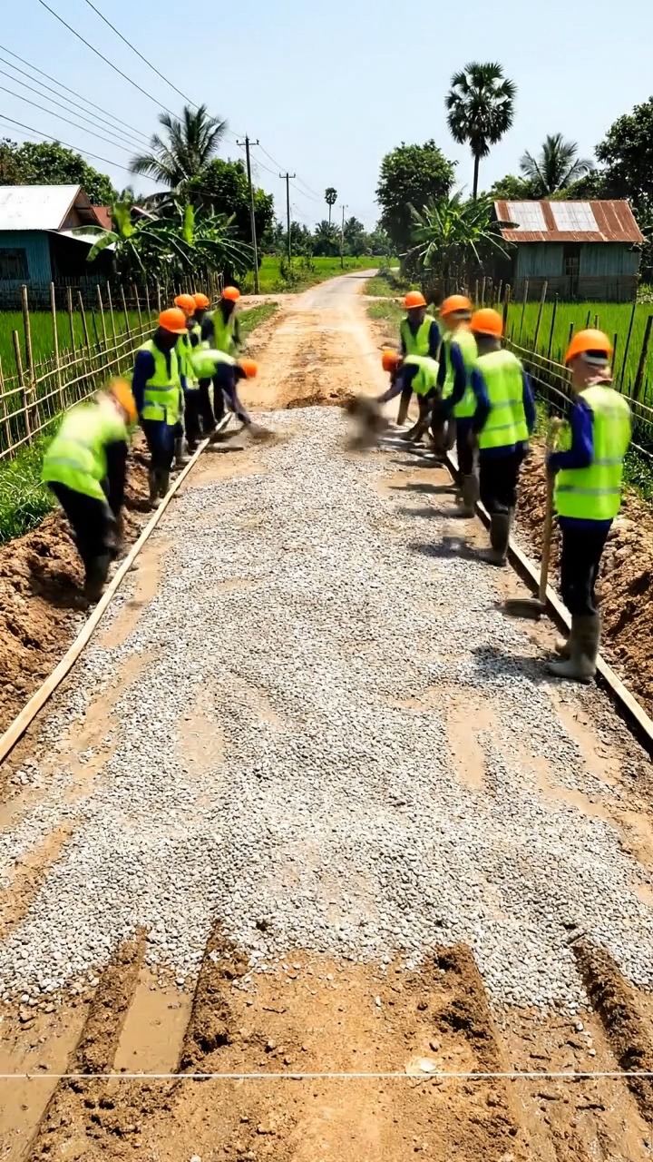 Hard Work Behind Clean City Roads #CityWorkers #PublicService # ...