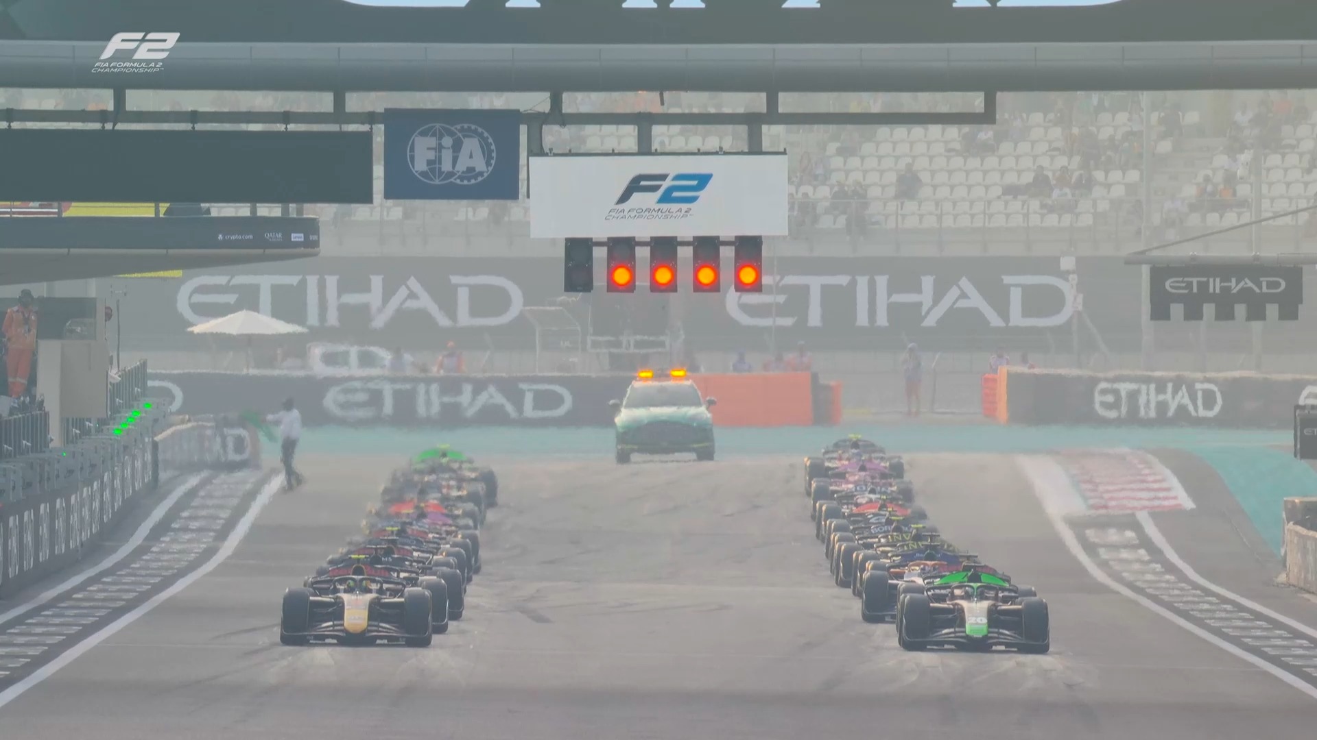 Catch up on all the action from the final F2 Sprint race of the season ...