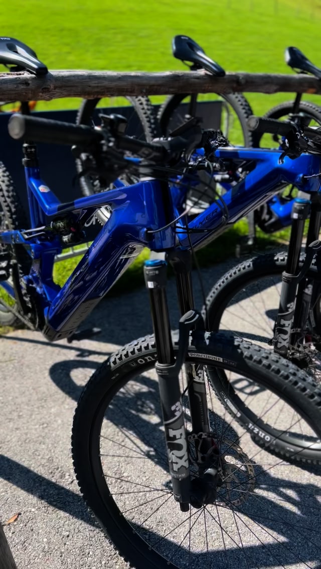 stvo rennrad beleuchtung Lupine SL Grano StVZO Akku Beleuchtung, GoPro Mount Skate Size:10 20 zoll schläuche Magnum Voyager - Magnum