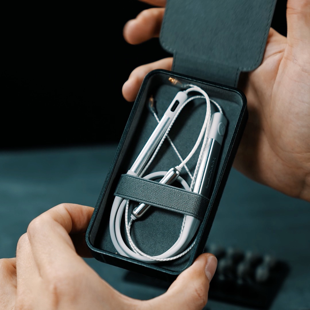 The new XELENTO wireless and XELENTO remote (2nd generation) are