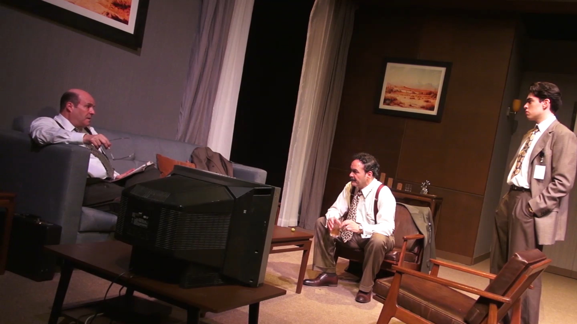 BUSINESS SUITE Una Obra de Roger Rueff, traducida y dirigida por Samuel ...
