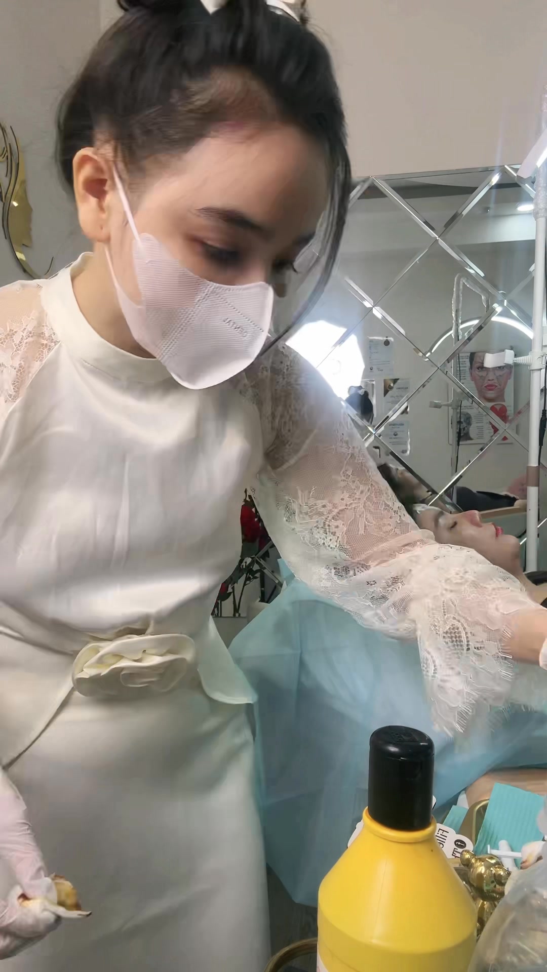 Xoá nhăn cho khách nhà e 🥰🥰🥰🥰 | Thoa Hexi | Facebook