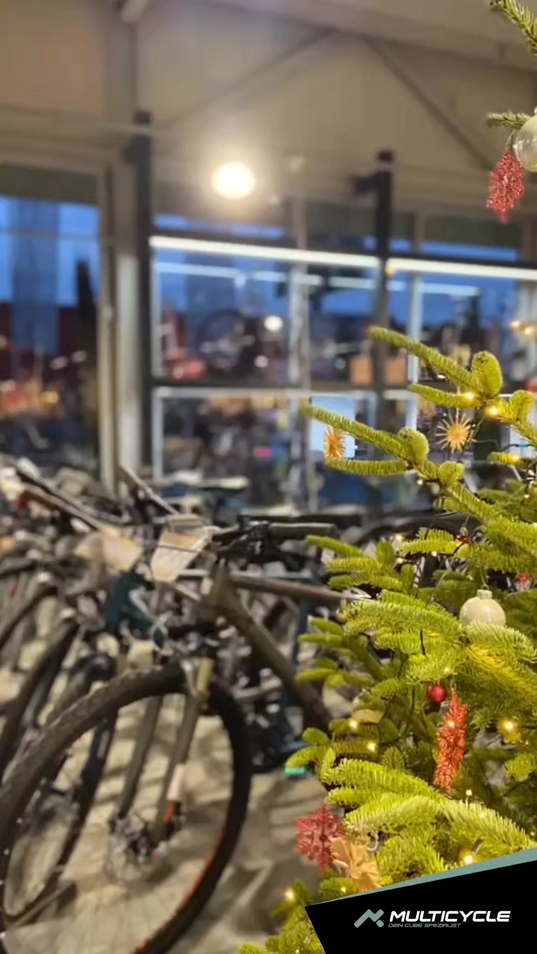 abus city fahrradhelm Youn-I Ace Bike Helm LED Rücklicht flowers Farbe:4. Silber Reflektierend Woom 4 - Fahrrad,