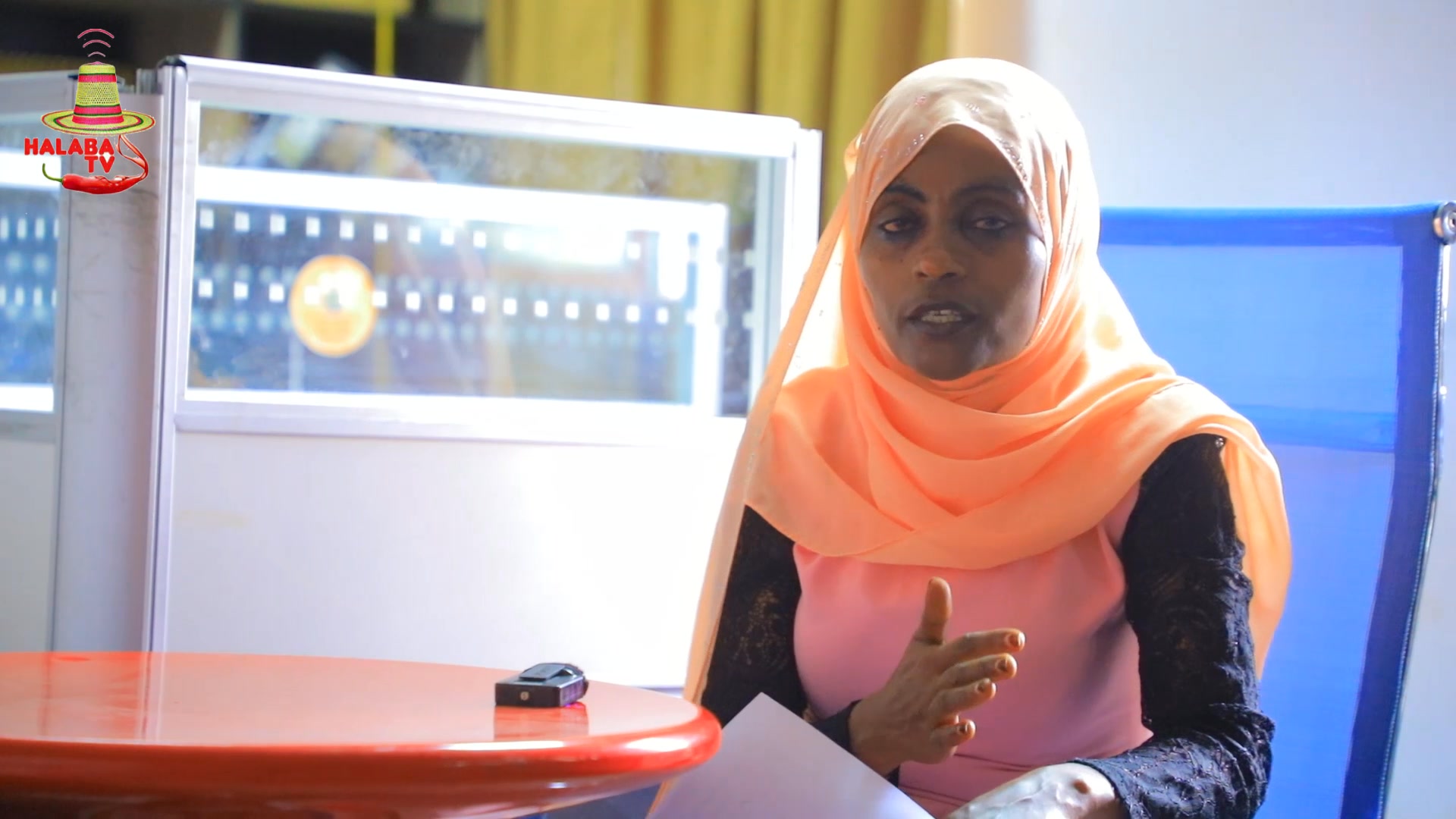 ዓይነ-ስውርነት ያልበገራት የሀላባዋ ተማሪ መዲና አዴቦ በወራቤ ዩንቨርሲቲ የመጀመሪያ ዓመት ትምህርቷን አጠናቃ ...