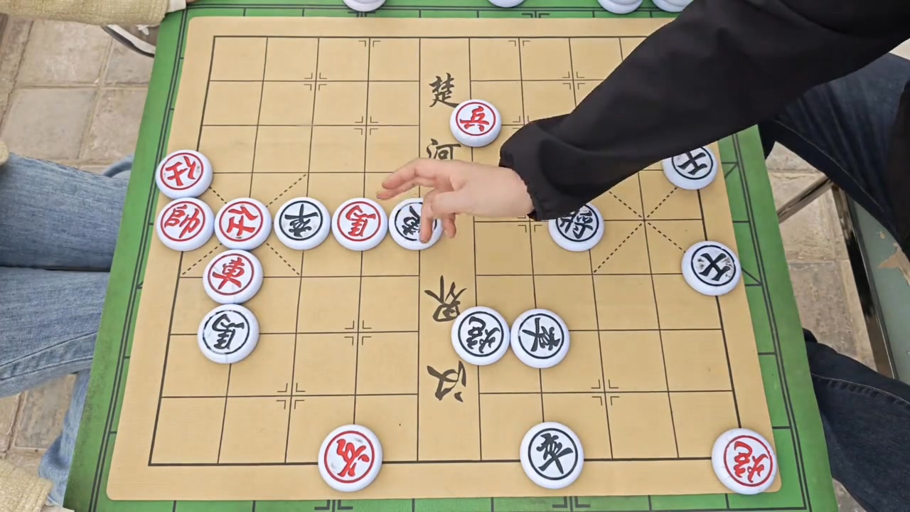 街頭象棋，是騾子是馬拉出來遛一遛！ | NishizakiChase1 | Facebook