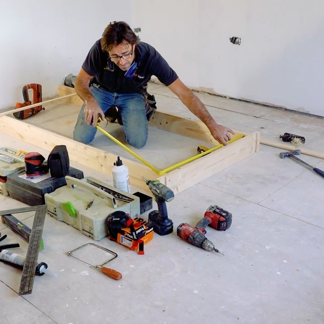 Robin's carpentry tutorial. How to fit interior doors, part one is the ...