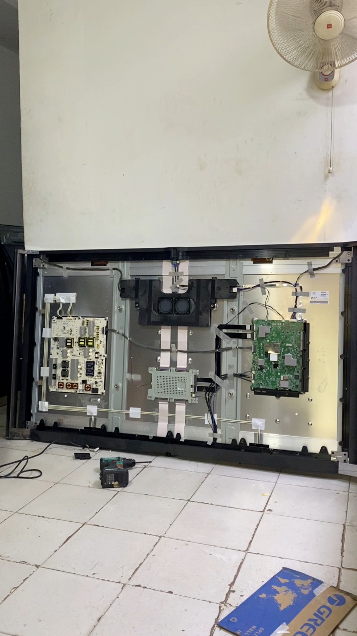 how to disassemble the LG 79UB980T television casing #reels #fyp # ...