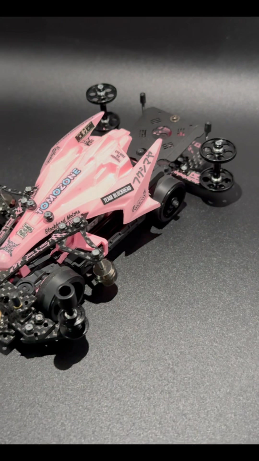 The Proto-Emperor ZX 原始大帝プロトエンペラーZX is a Racing Mini