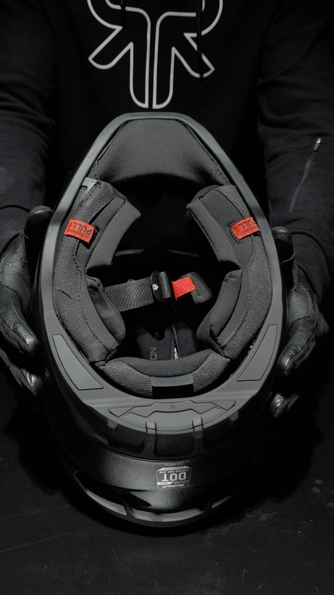 FREE Shockwave Bluetooth and a FREE coloured visor when you buy an