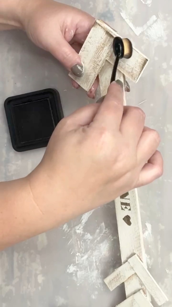 😍 Endless craft ideas with shims y'all! Comment SEND for the