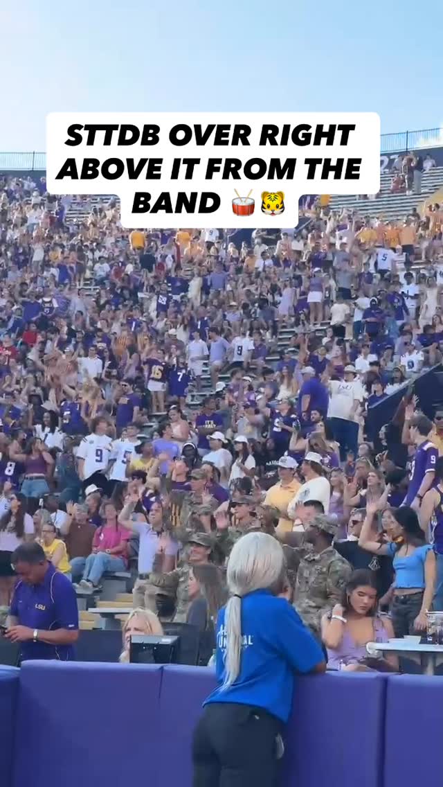 LSU fans let the STTDB chants roll in their win over Arkansas 🎥 | Boot ...