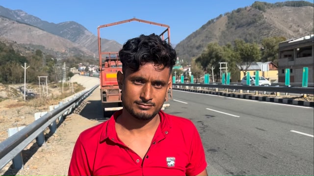 Up walay khali kyu ate hai Kashmir 📍 Apple 🍎🍏 k liye Driver ka kya ...