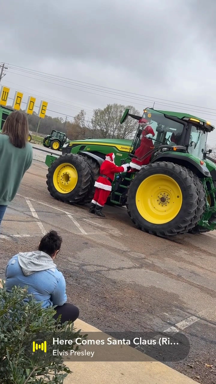 Santa riding in on the 8r while his sleigh is in the shop getting ...