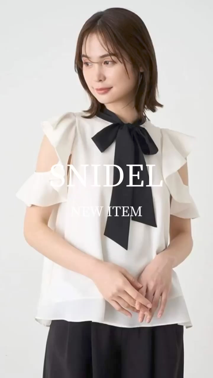 SNIDEL NEW ITEM ◉ジャガードボウタイフリルオープンブラウス 13,970 