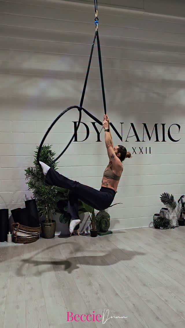 LOVE ME SOME STROP 😍 THE COMBO I TAUGHT THIS WEEK 🫶💪 AERIAL HOOP ...