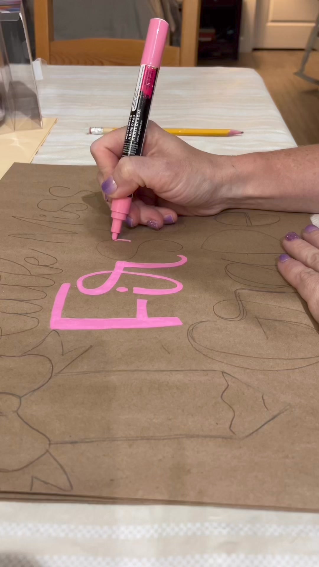Jennifer here with another fun and inexpensive way to use your hand ...