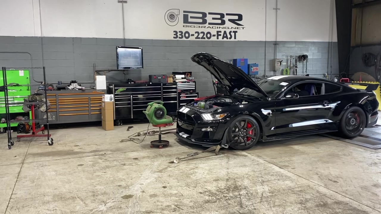 800whp on 93 octane from this 2021 GT500 Carbon edition! 8100rpm 🤯🤯 # ...