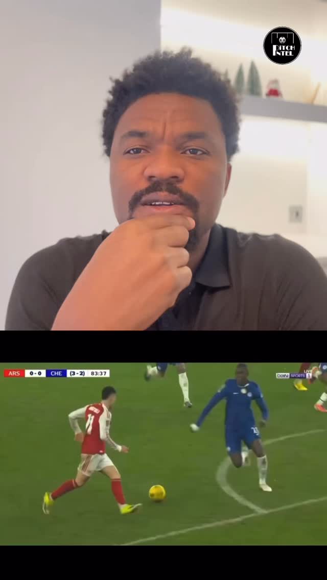 Arsenal being robbed of this VAR pitch side review and PENALTY hurts me ...