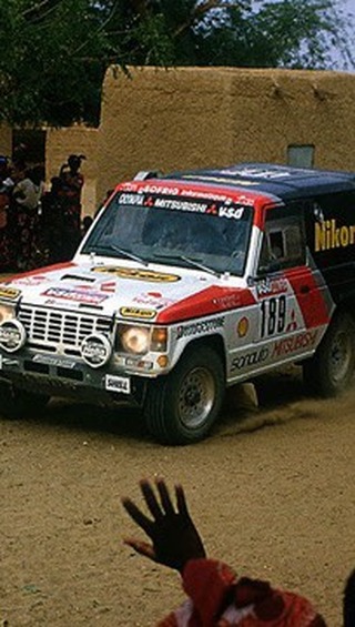 Paris - Alger - Dakar Rally 1985 Andrew Cowan / J.Syer Mitsubishi