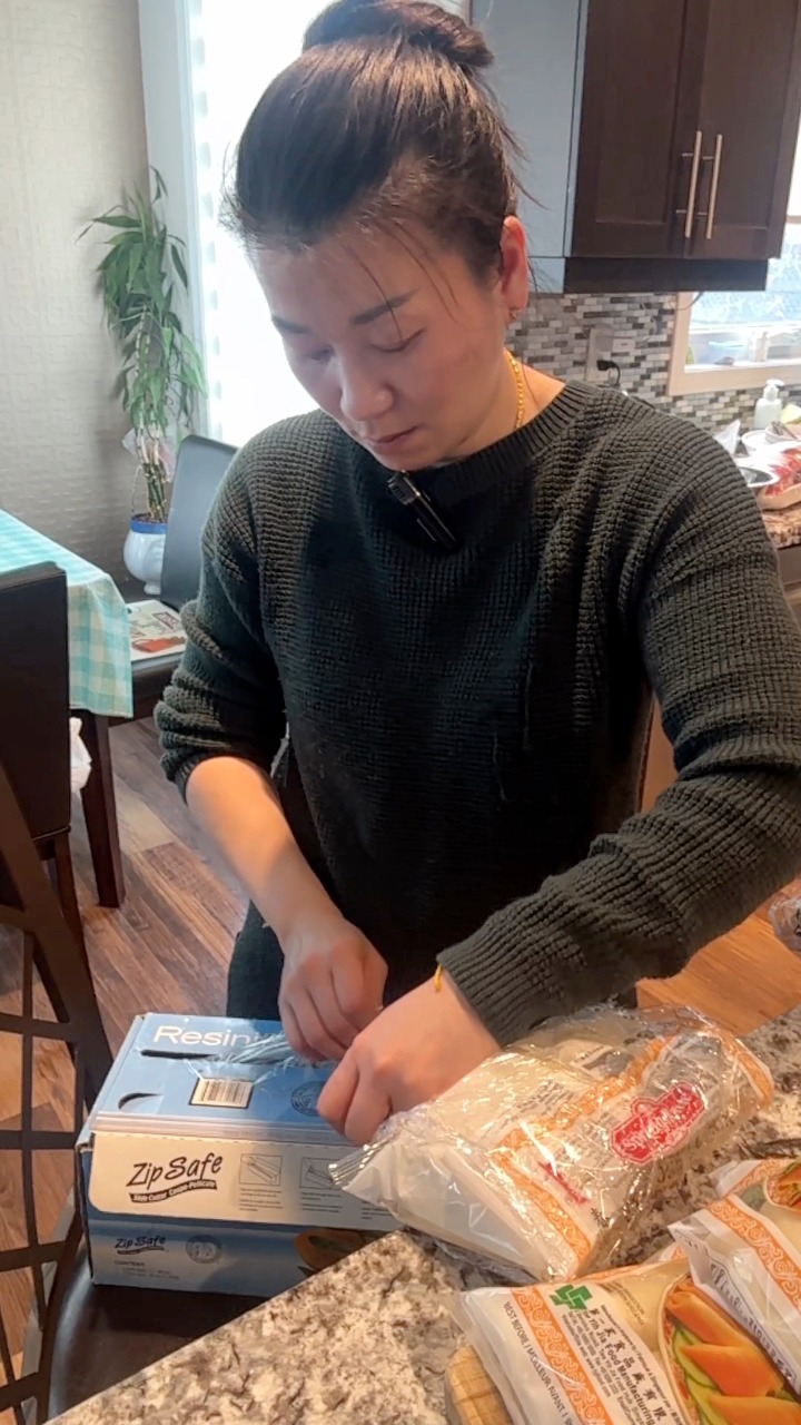 Ly Cooks - This how I freeze the spring rolls | Facebook