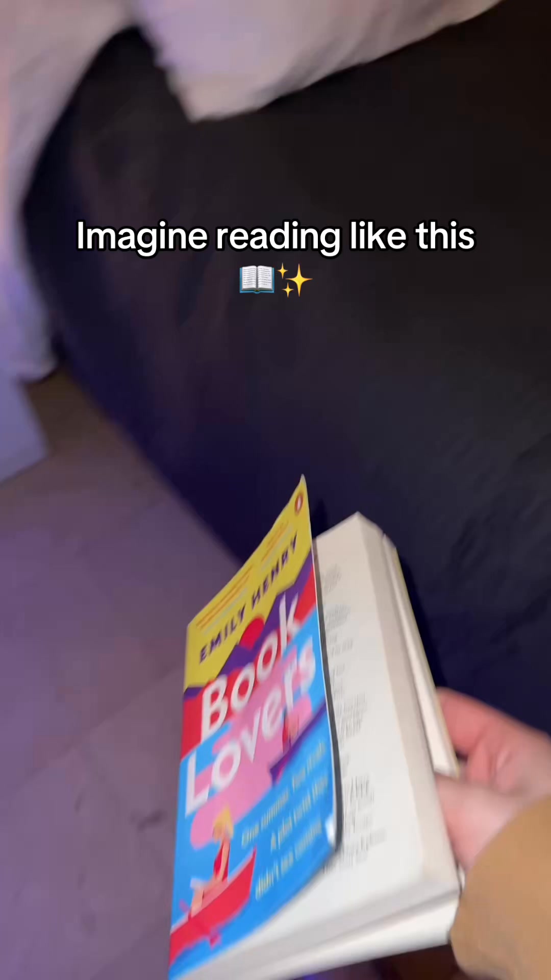 Tag that book worm friend 🥰 📖 #reading #booktok #bookworm #booktokusa # ...