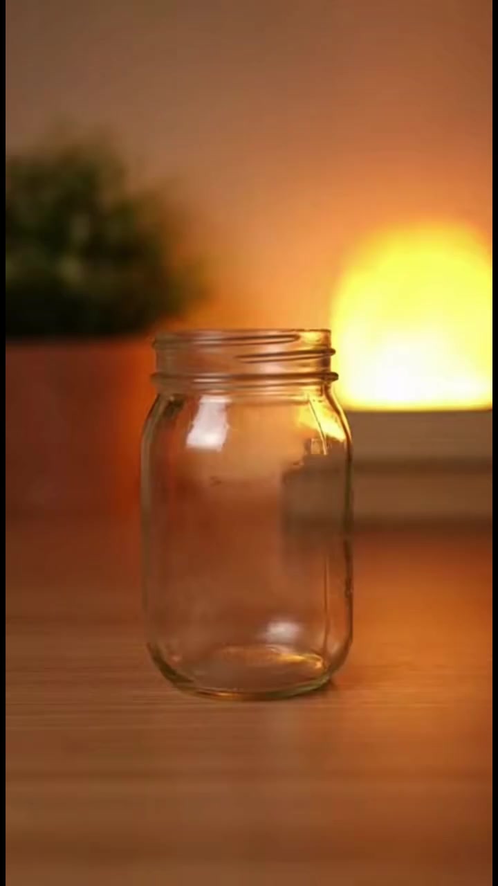 Turn a Boring Jar into MAGIC! 💡 Don't throw away those old glass jars ...
