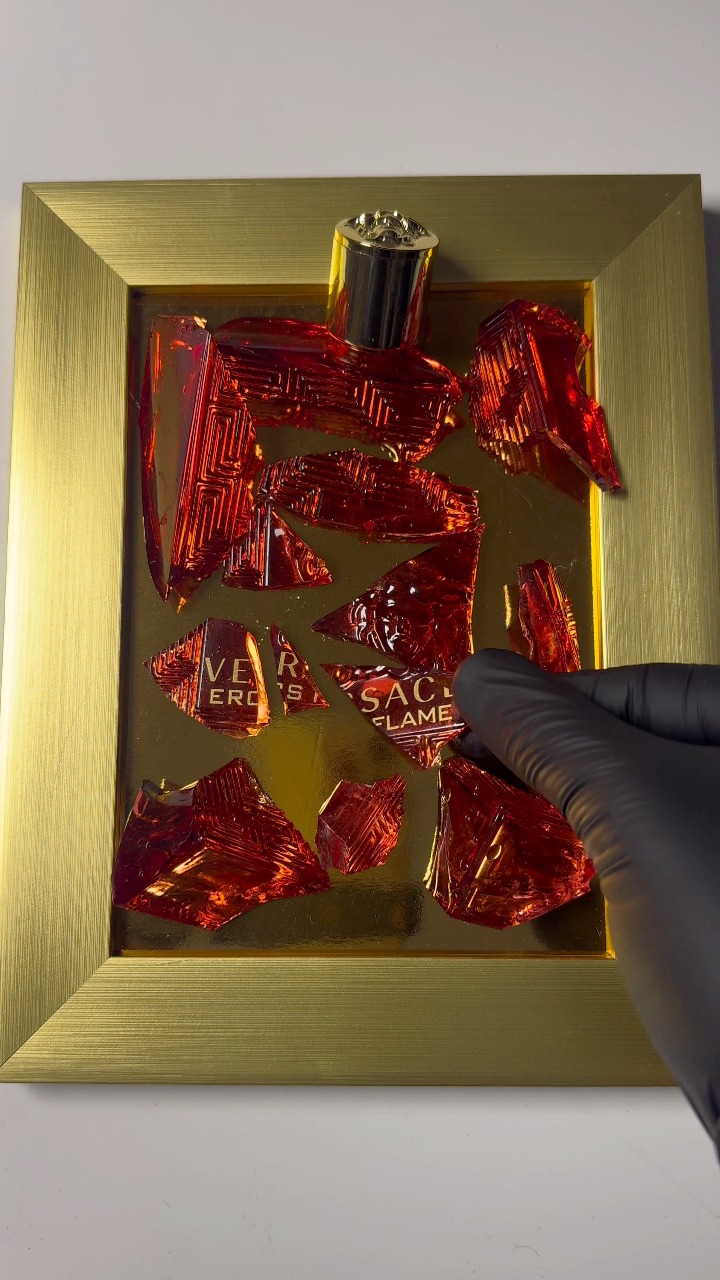 versace-eros-flame-art-from-fire-and-fragments-art-versace-eros