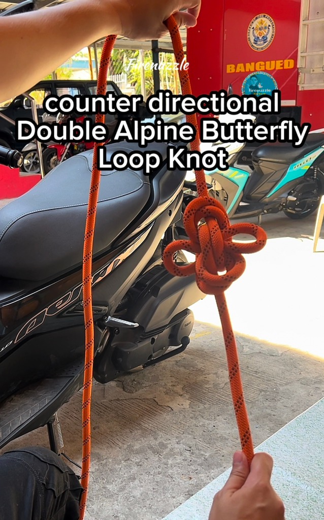 How to tie this Knot🪢 …Two loops, one strong connection.