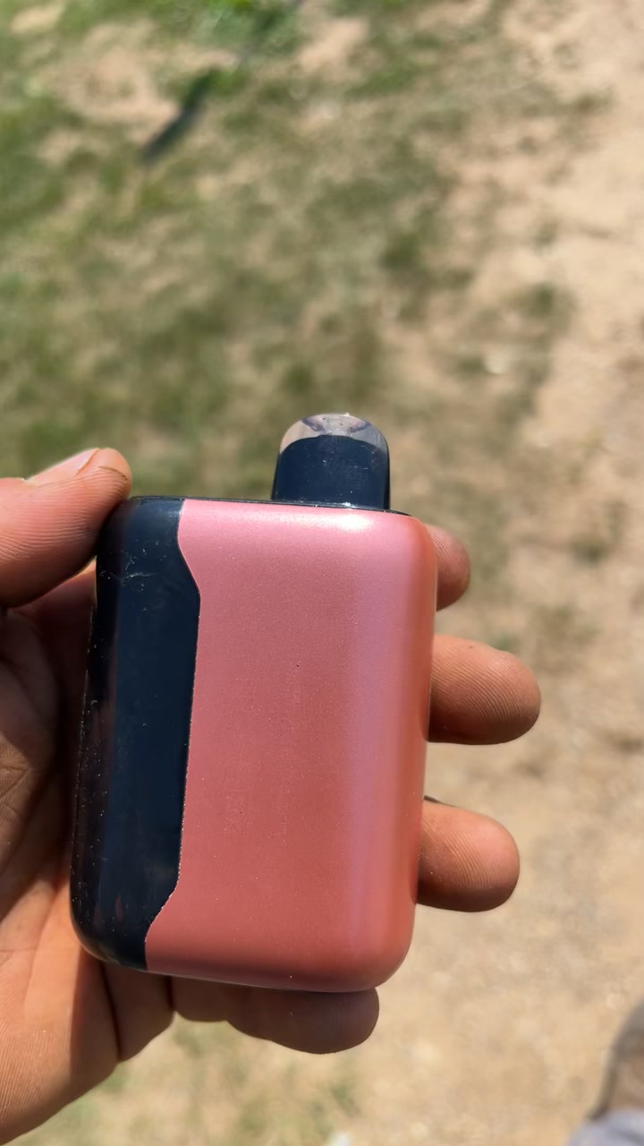 vape sales indiana 🚨 Attention Geek Bar Users & All Users! 🚨 If you vape, you may want to pay attention to this. Starting July 1, 2026, certain vape products will no longer Xpress Pack & Ship - 14010 Colour:Translucent Green Have you checked out