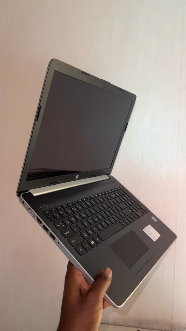 The HP 15-daOxx laptop you're looking at is a solid choice with an