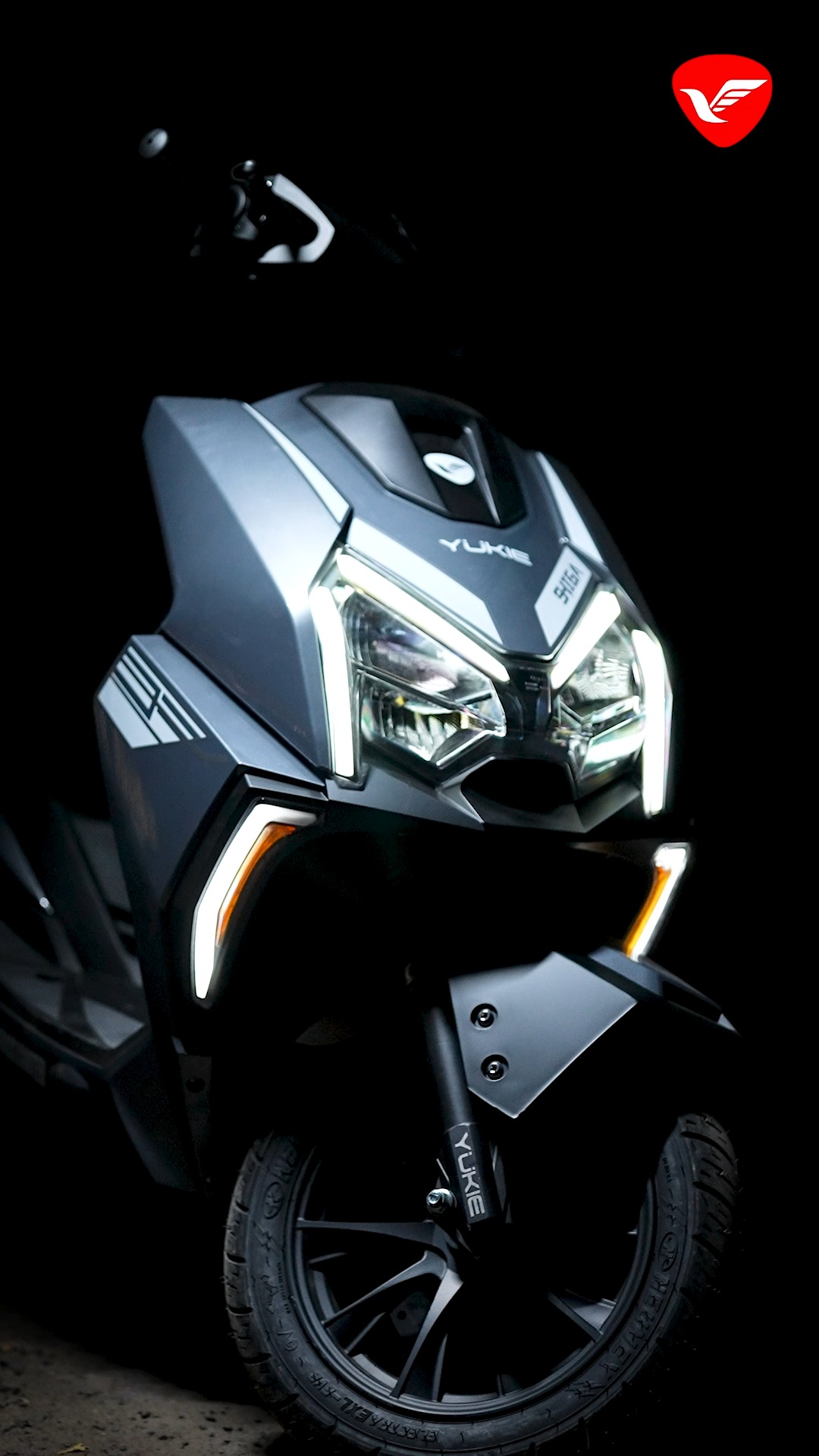 ユウキ13 ⚡ Smart features. Powerful performance. Meet the YUKIE ZX
