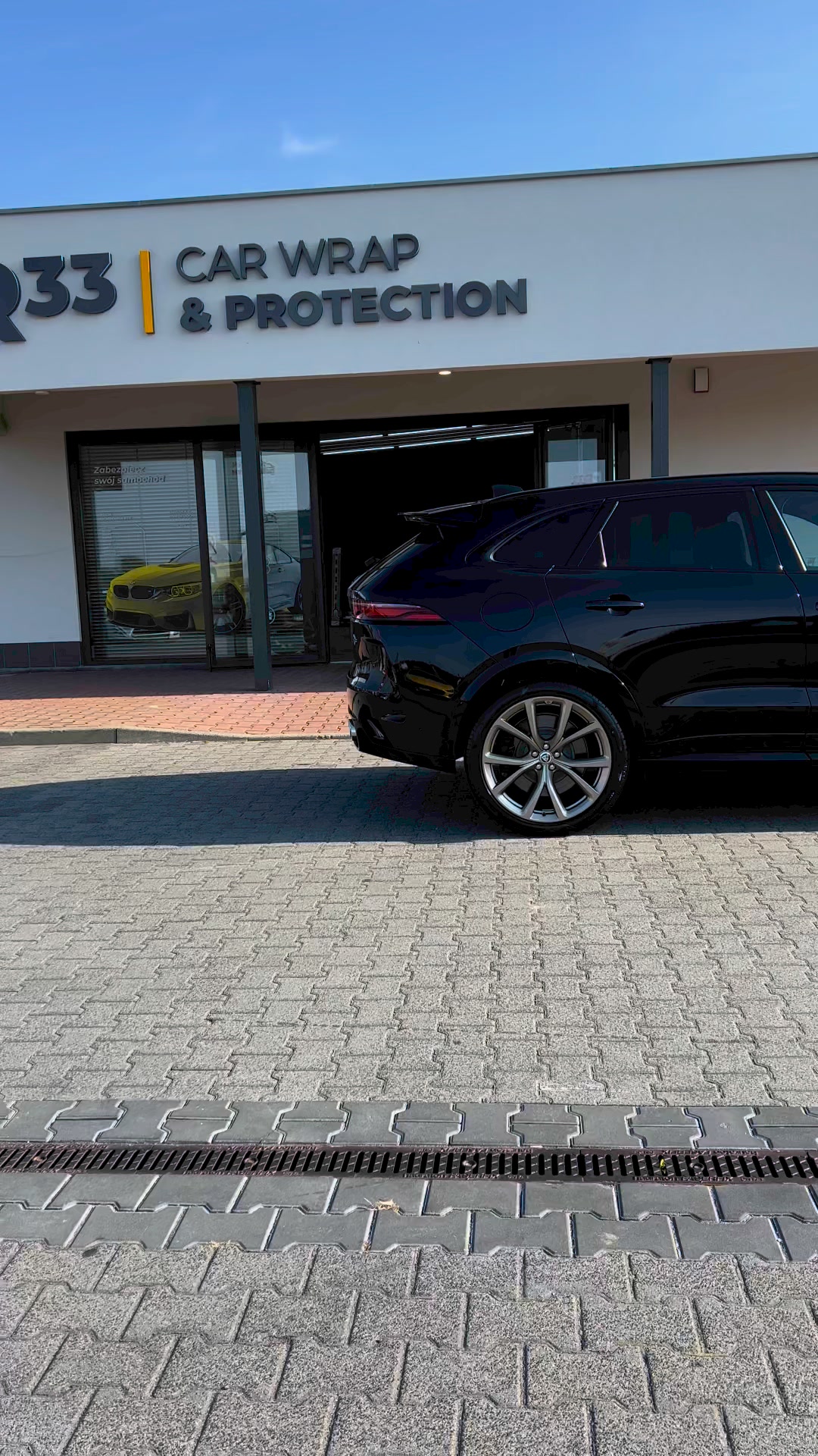 R33 - Car Wrap & Protection | Opole