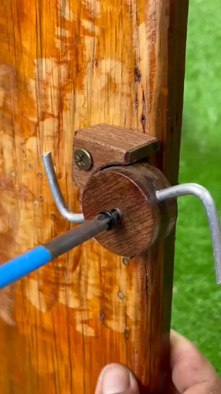 Idea making wood door latch lock !!! . . . #woodworking #wood # ...