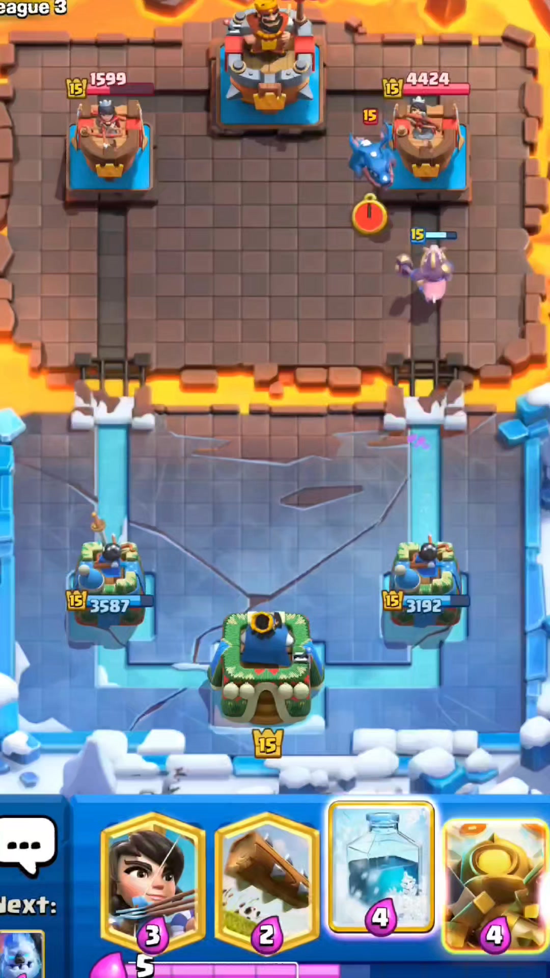 Nos damos tiempo con el hielo para defender este push de Gólem de ...