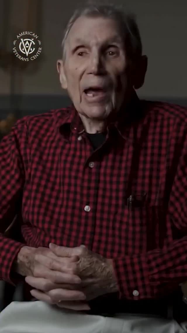 WWII Veteran Colonel Ed Shames of the 506th Parachute Infantry Regiment ...