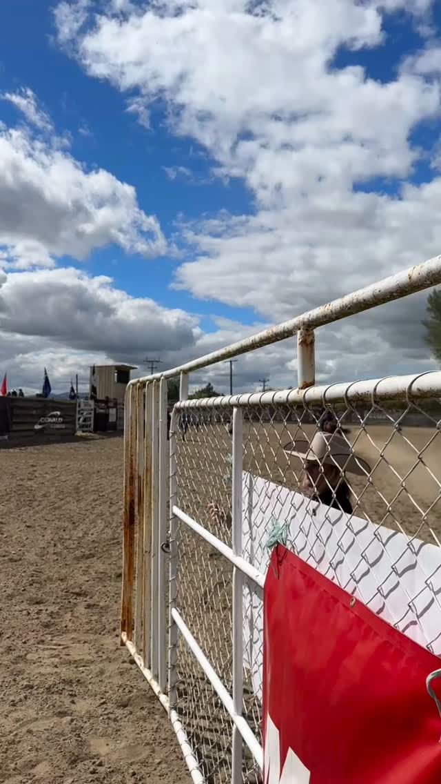 Mataura Rodeo Roc laying down a run getting us 2nd 🥈 safe to say we are ...