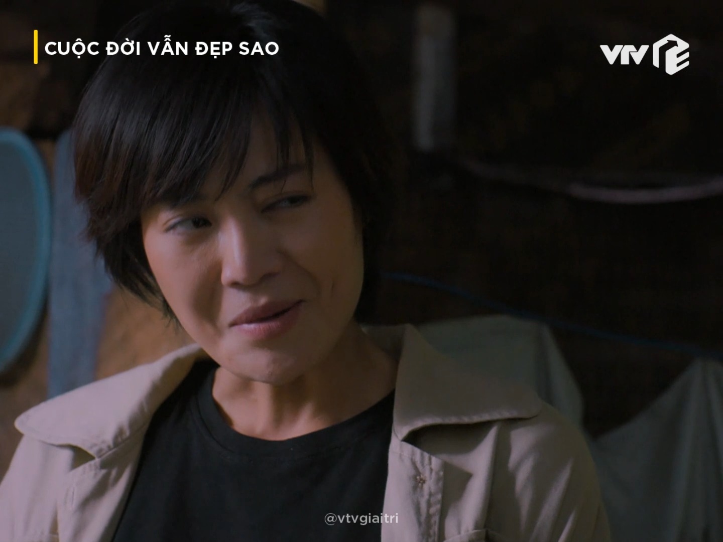 Một chồng, hai vợ, nghe vô lí nhưng lại không sai #VTVgiaitri # ...