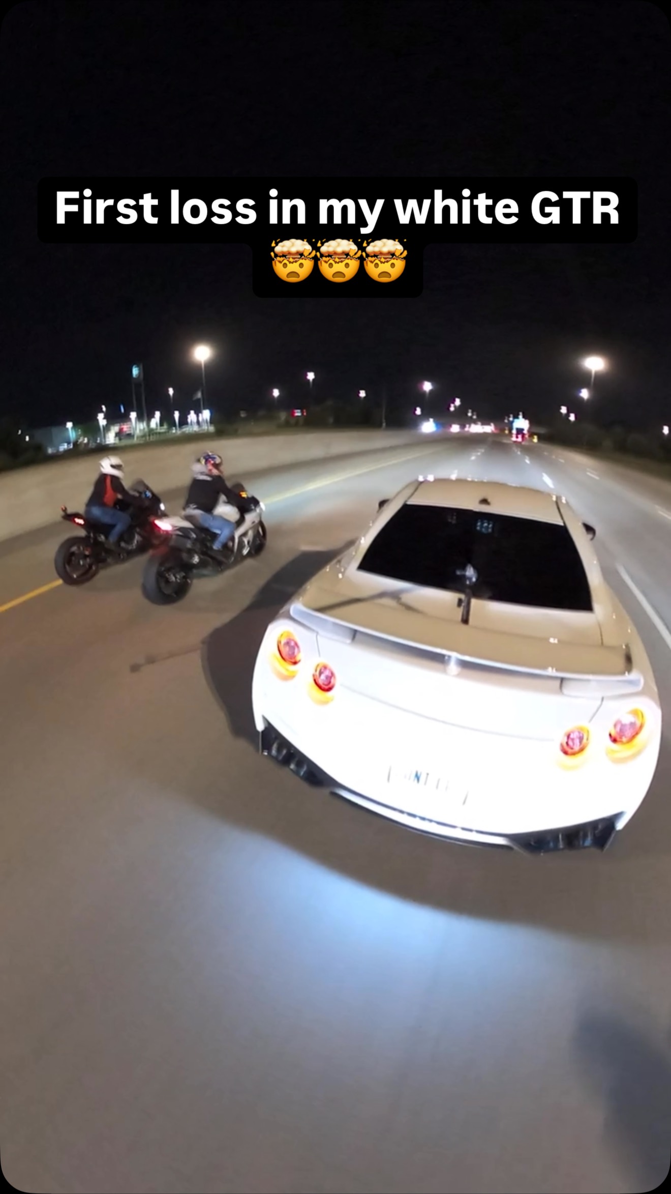 #gtr vs #bikes in #méxico | Art Papikyants | Facebook