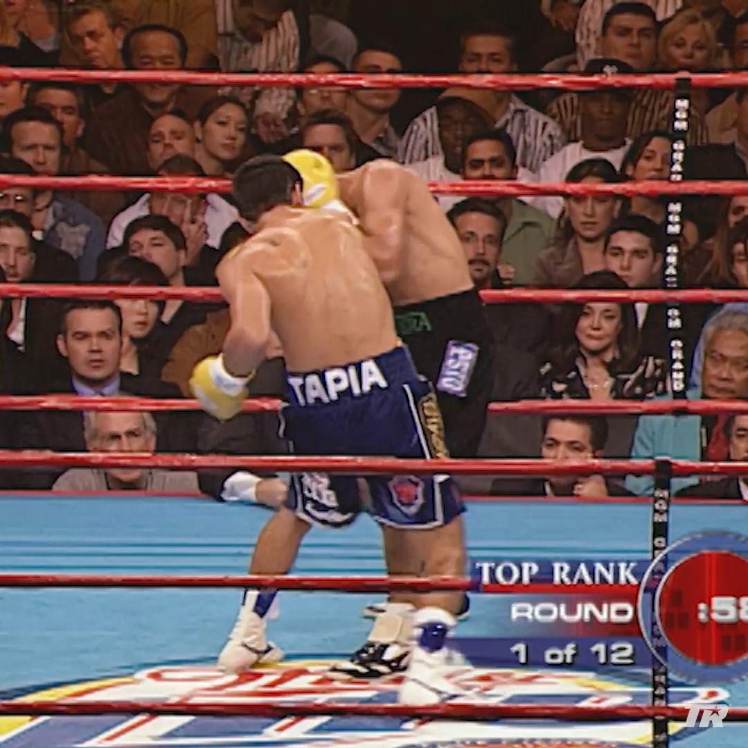 OnThisDay in 2002, Marco Antonio Barrera bested Erik Morales by UD