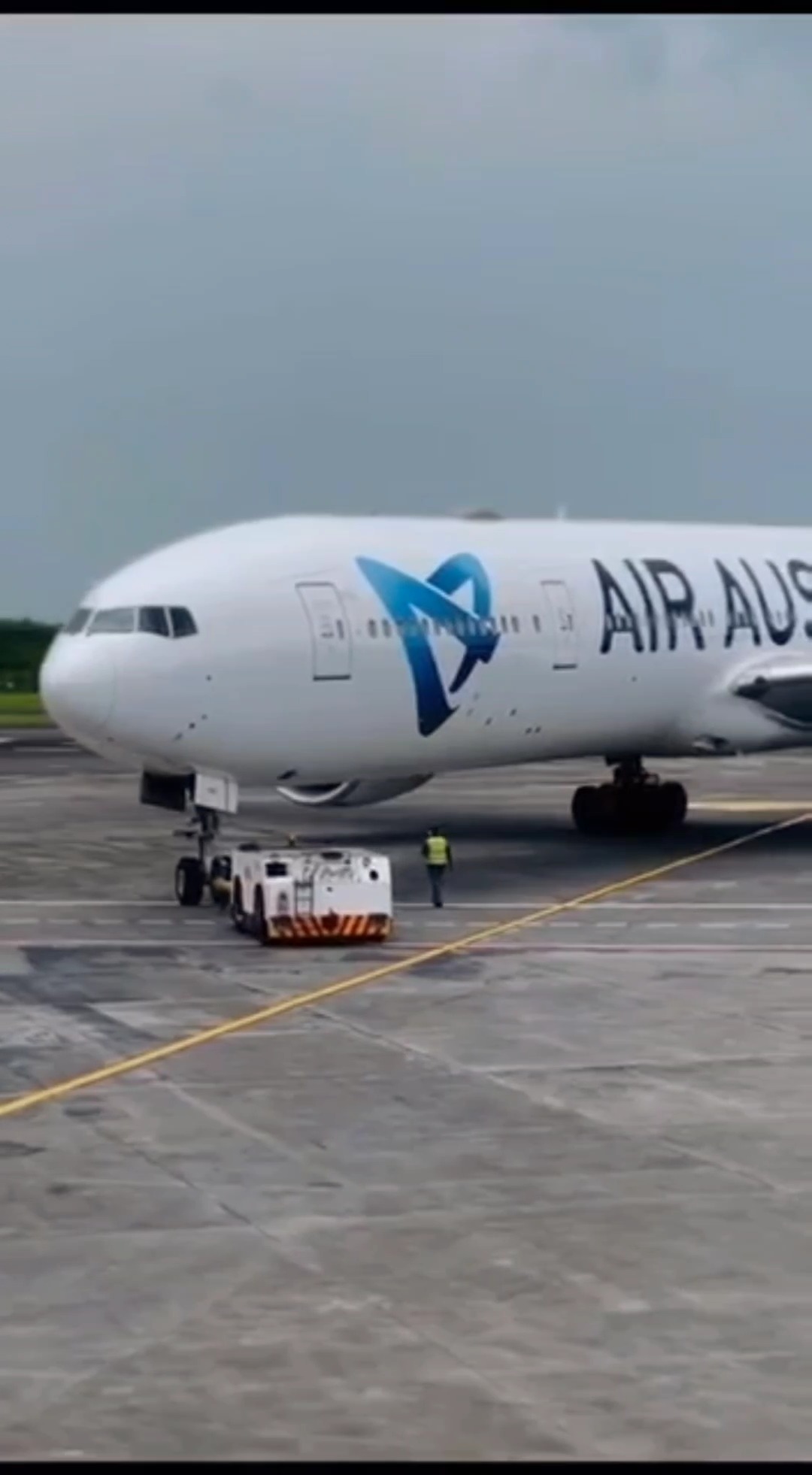#Boeing777 #GeneralElectric #Mauritius The General Electric GE90-115B ...