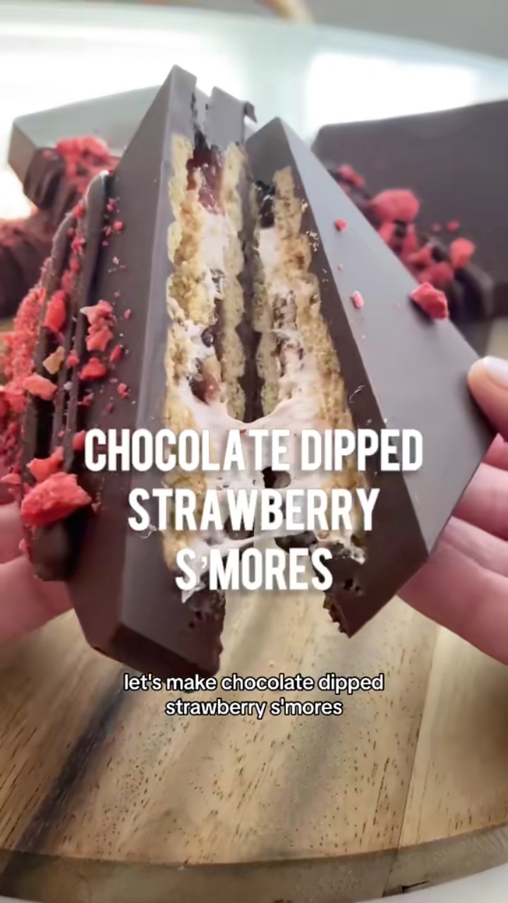 Chocolate Dipped Strawberry S’mores! Think Chocolate Dipped ...
