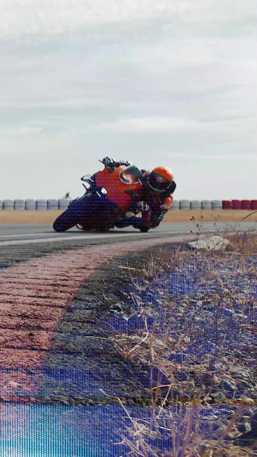 2025 KTM 390 ADVENTURE Rは、あなたをアスファルトのその先へ誘い、アドベンチャーの新時代を切り開く。 #KTM # ...