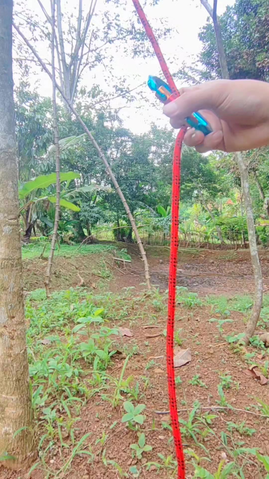 Strong enough to hold the load #Knots #tying #rope #homemade #camping # ...