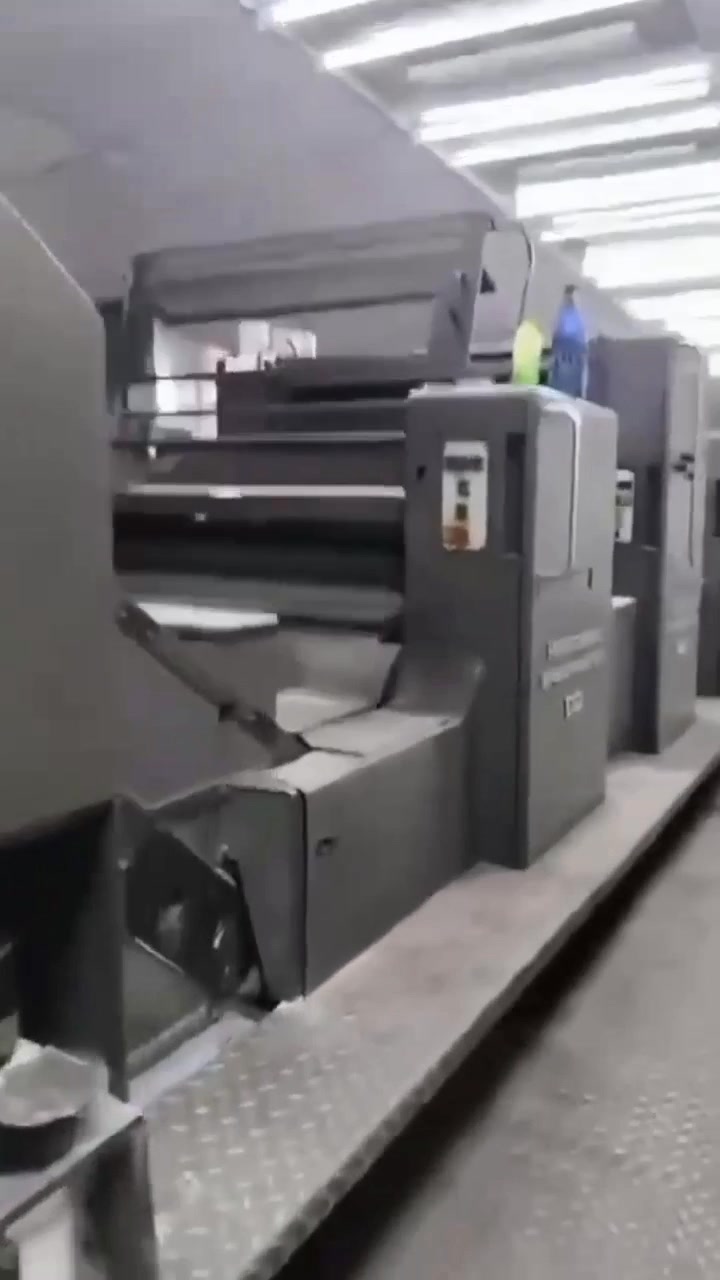 7 colors units Heidelberg printing machine So beautiful ️💕🤩🤩 and lovely ...