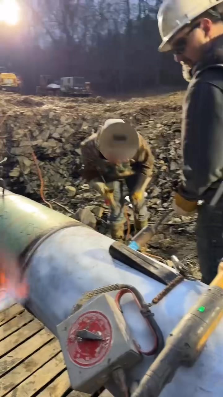 👉 Send in your photos and video footage—I’ll edit and share it. Welders ...