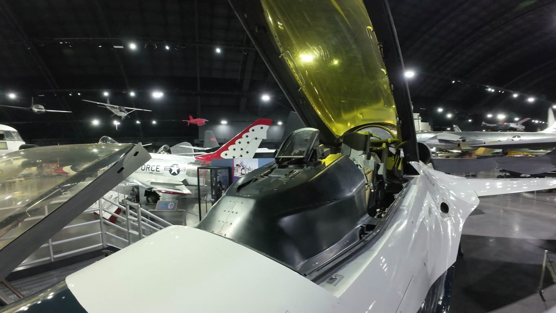 General Dynamics F-16A Fighting Falcon Air Force Thunderbirds The