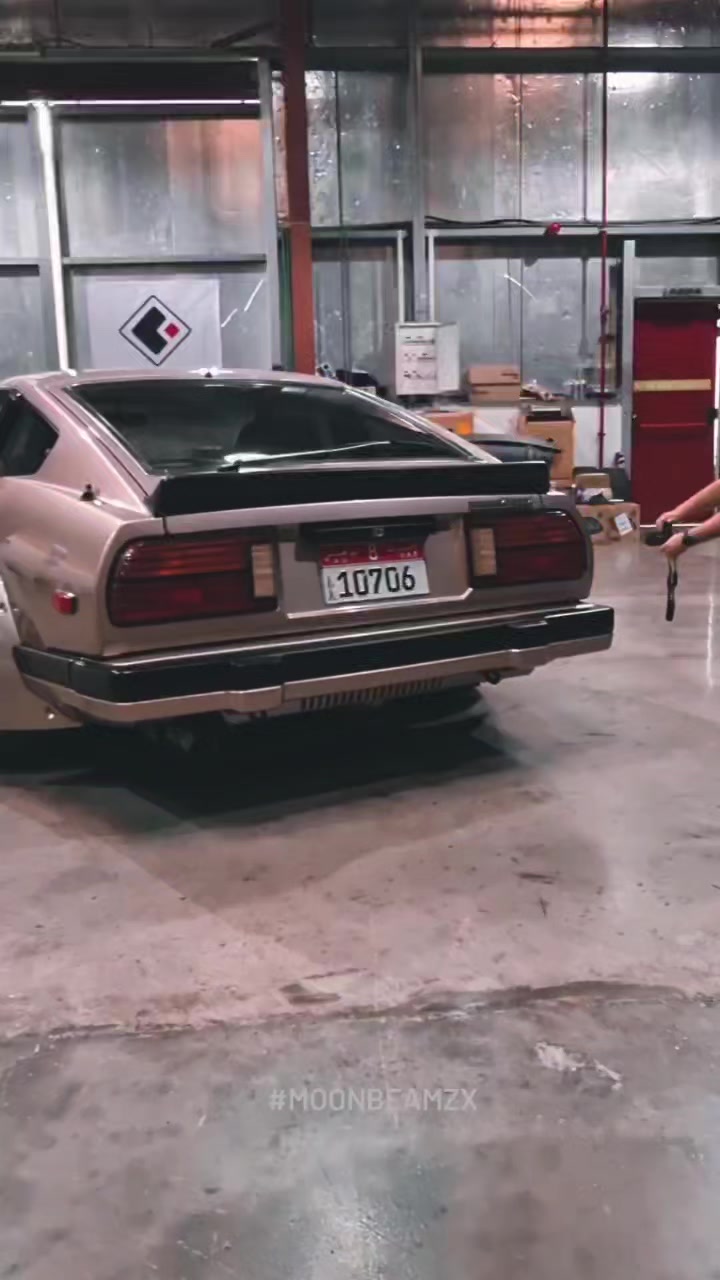 MoonbeamZX for Datsun 280ZX. Incorporating S30 Gnose kit keeping