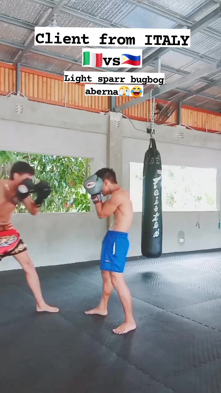 Client from ITALY? light sparring 🇮🇹 vs 🇵🇭😊🫣 #muaythai #boxing # ...