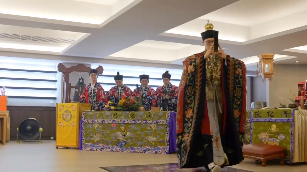 乙巳年「歲末普福貢天法會」-「天曹正朝」 依照廣成傳統，行《貢祀諸天》科儀前日，須先行一朝《天曹正朝》。朝禮「九天天曹掌醮太皇萬福真君」與 ...